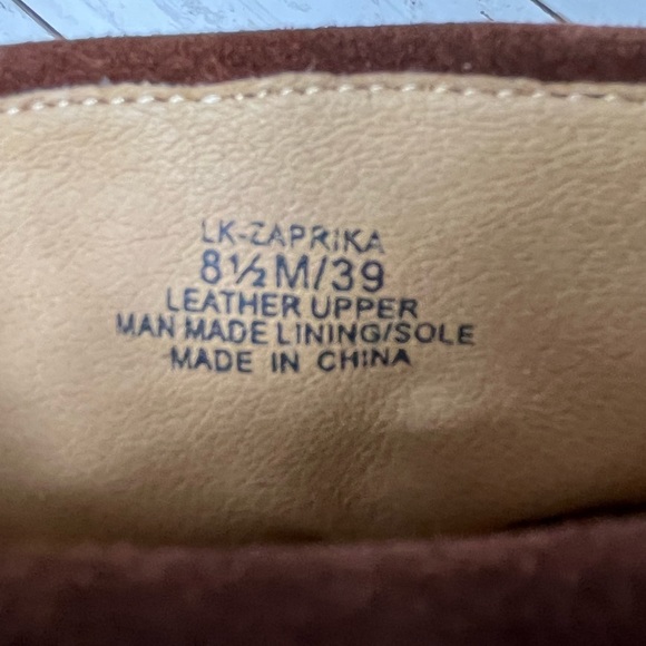 Lucky Brand Zaprika Suede Cuffed Bootie Faux Stack Wood Heels NWOB Size 8 1/2 - Picture 10 of 11